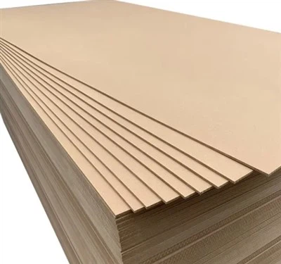 Quelles sont les finitions de surface disponibles pour le MDF brut ?